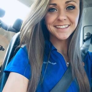 Meet your Posher, Ashley